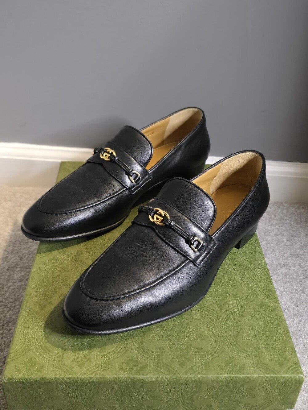 Gucci Calfskin Leather Womens Loafers with Gold Accent 36.5 (us 6.5)